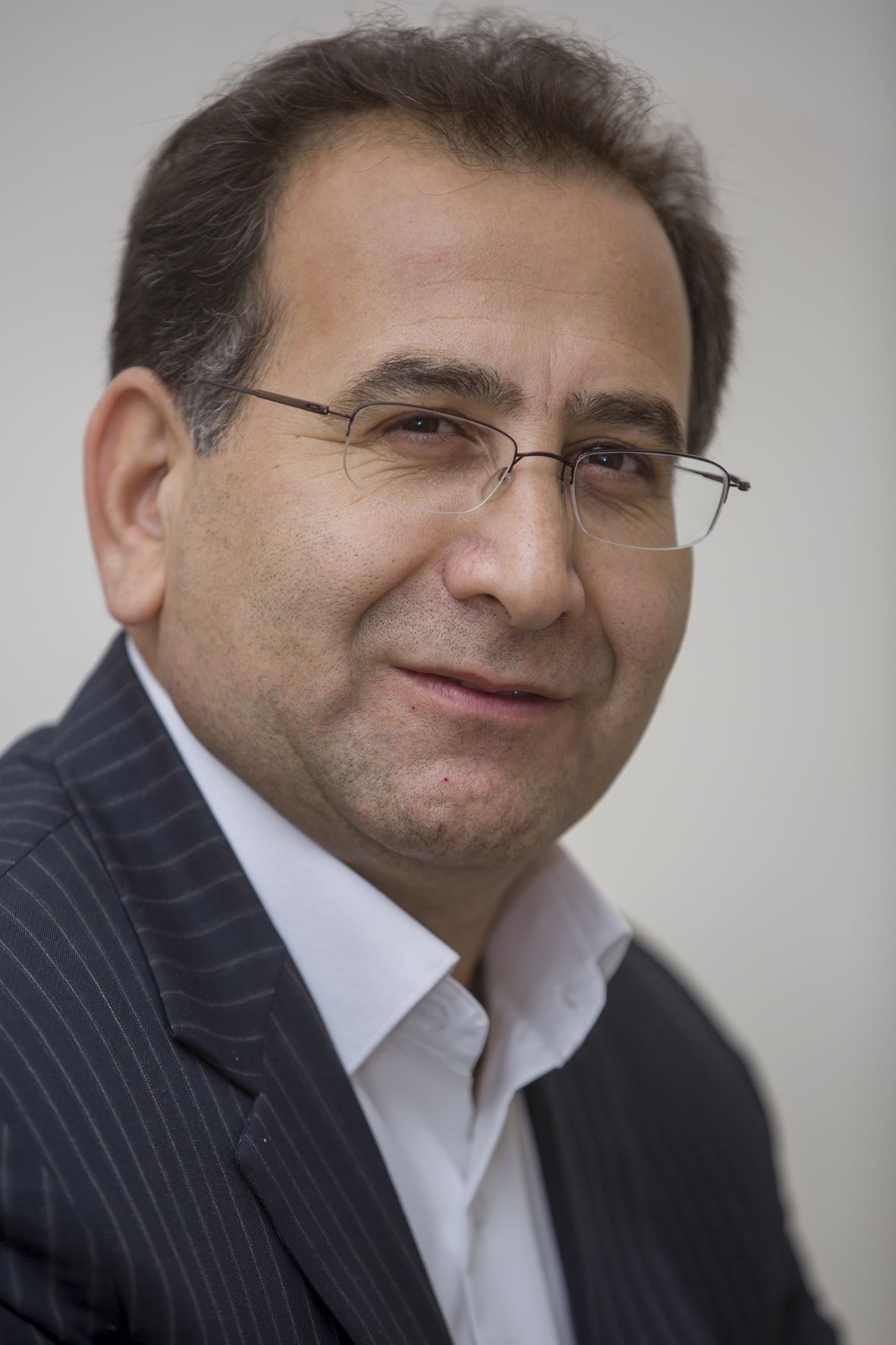 جمشید رستمی